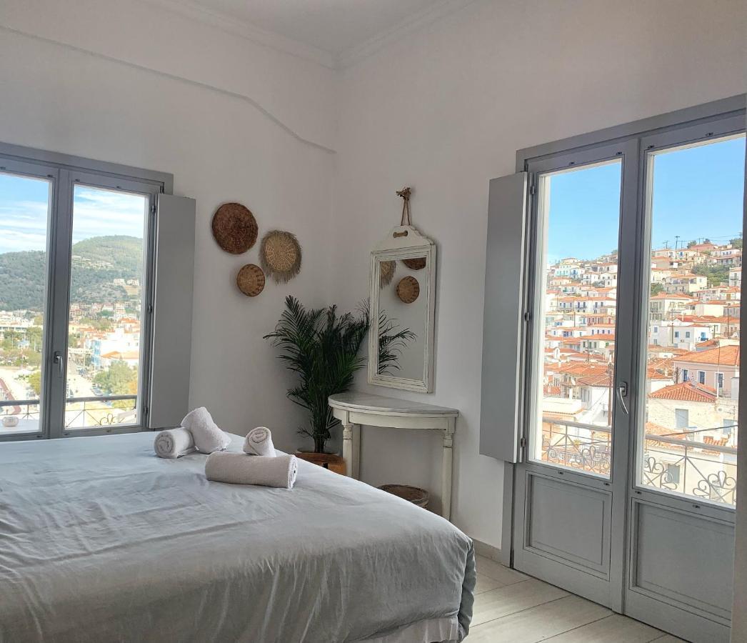 Gigi Rooms Poros Town Esterno foto